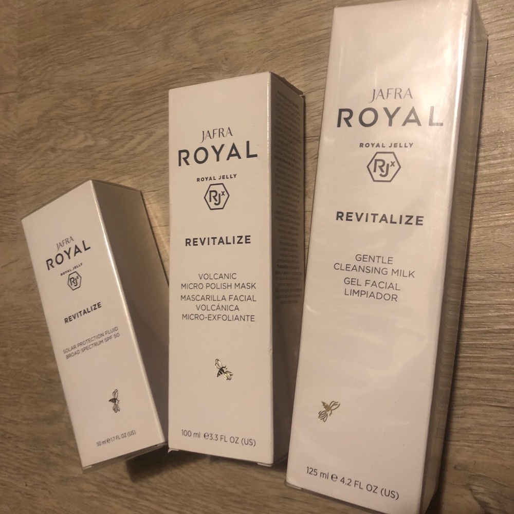 Jafra new in box face mask, cleanser and sunscreen